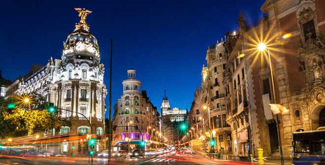 مدريد مع سائق و مرشد عربي